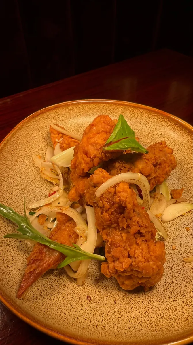Fried chicken with onion